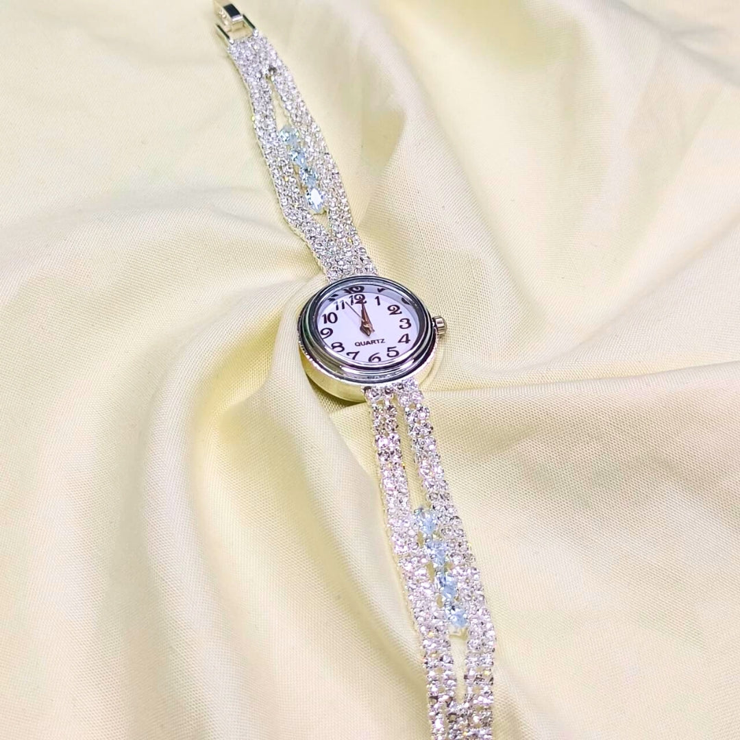 Crystal Elegance Women’s Luxury Bracelet Watch | Premium Artificial Jewelry Watch