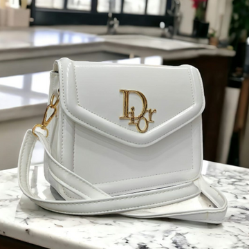 Functional & Fashionable Bag for Daily Adventures