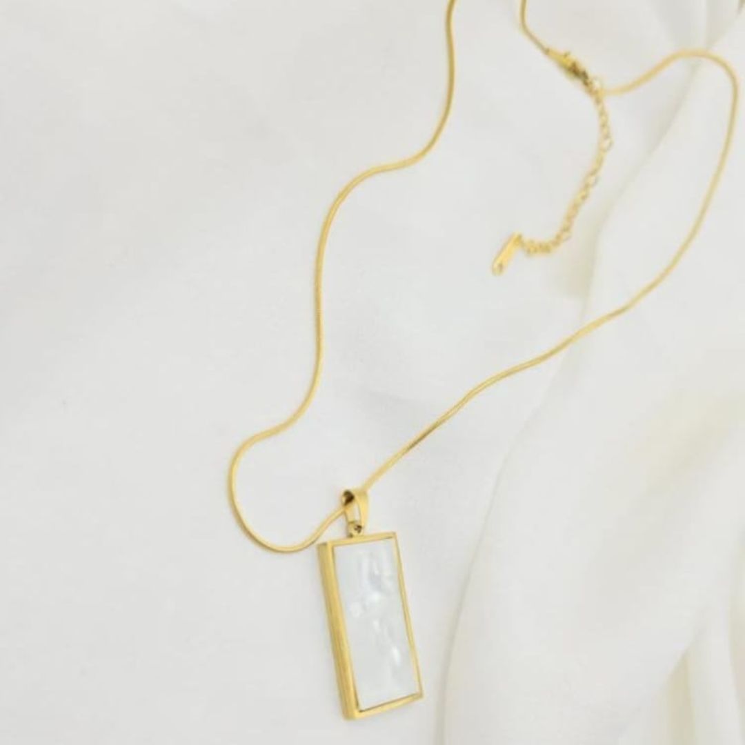 Elegant Gold Necklace for Women – Perfect for Any Occasion