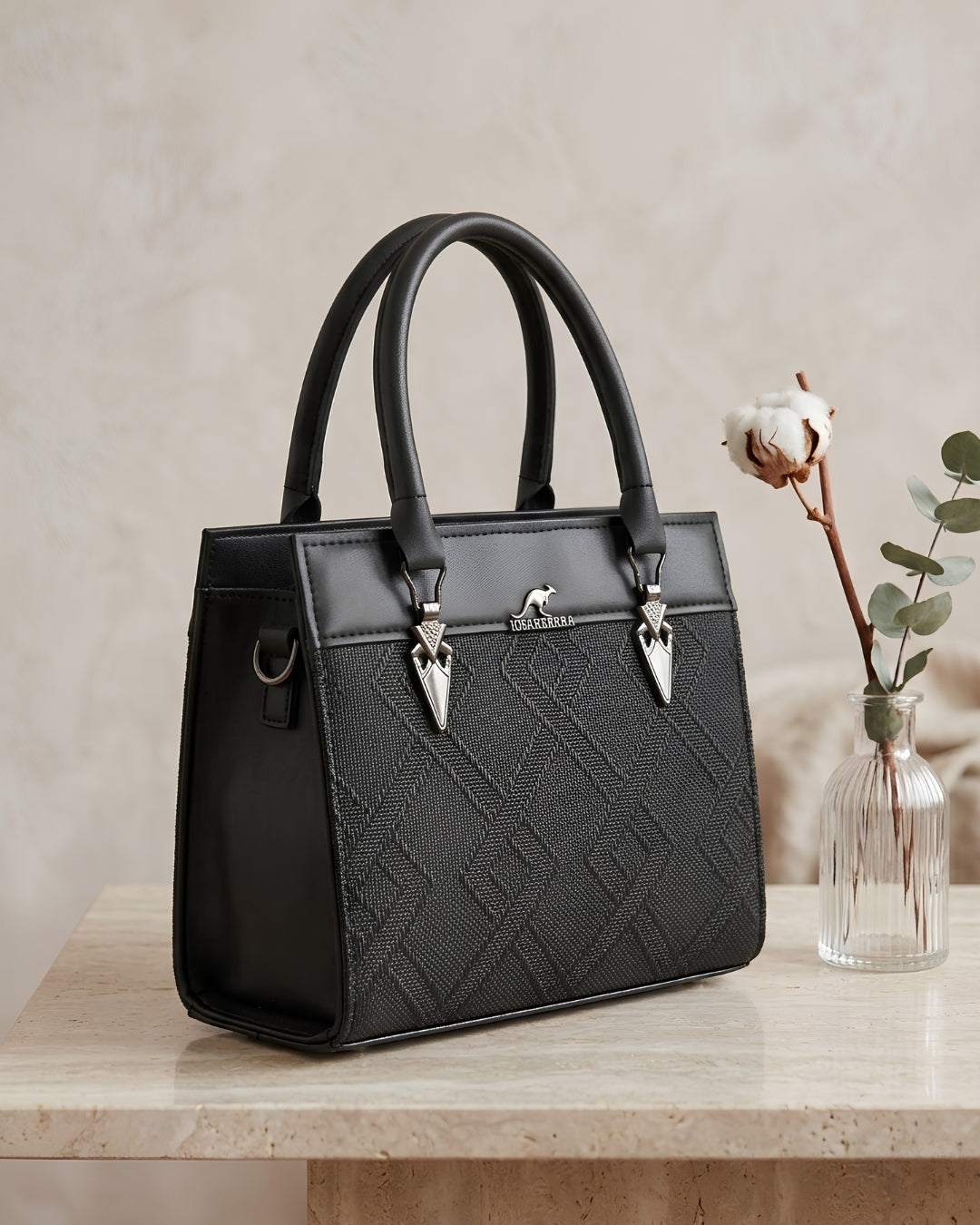 The Nova Structured Handbag – Timeless Black Elegance for Every Day